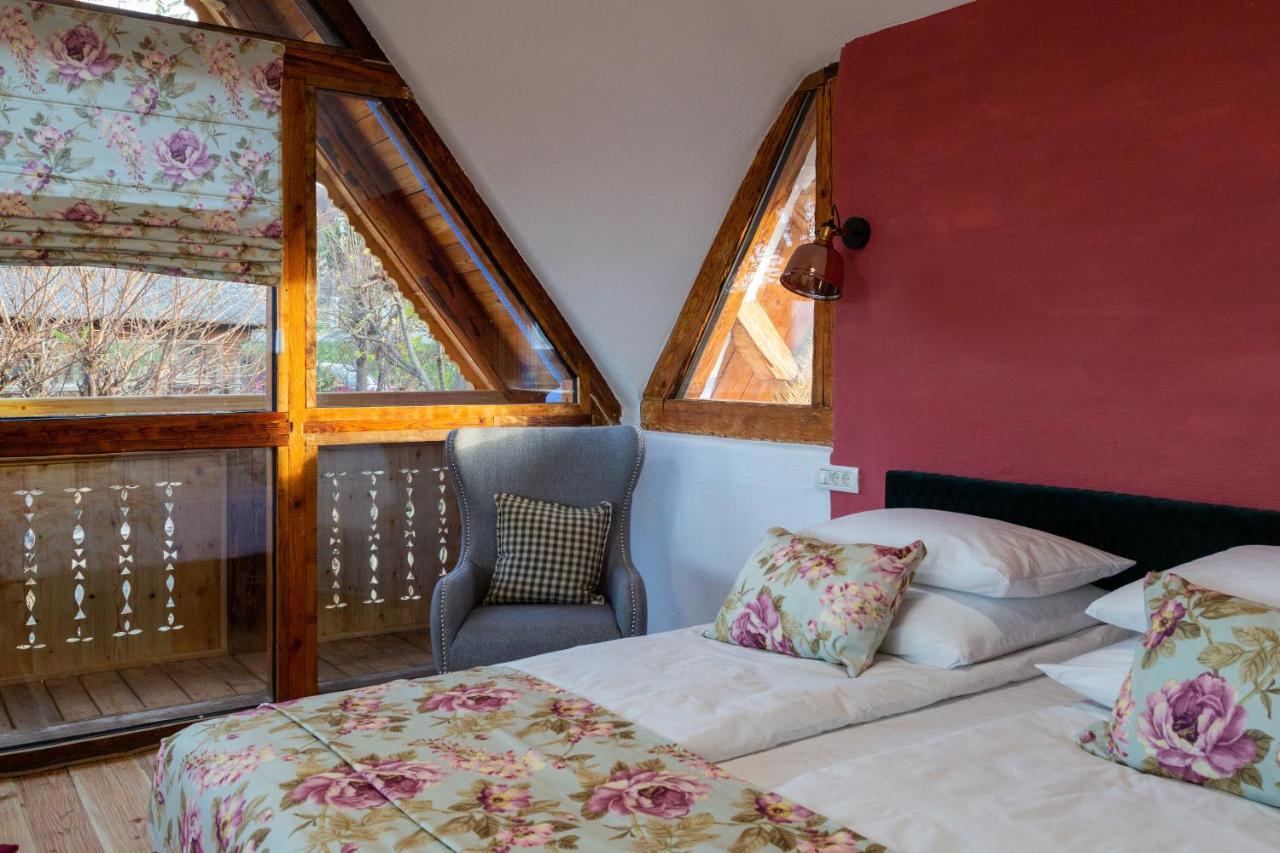 Casele Cu Stuf B&B Haus Ulrike Salicea Ngoại thất bức ảnh