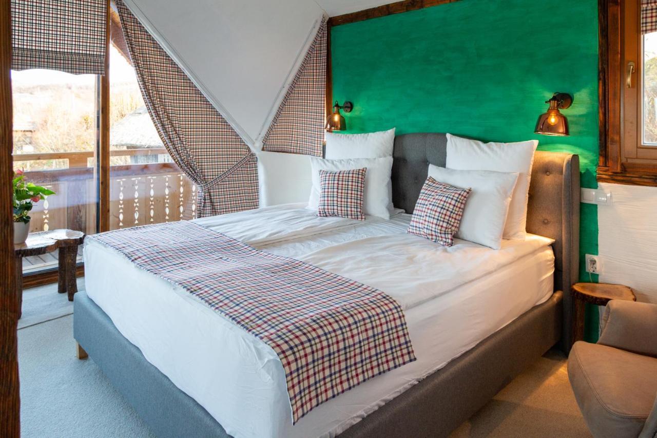 Casele Cu Stuf B&B Haus Ulrike Salicea Ngoại thất bức ảnh